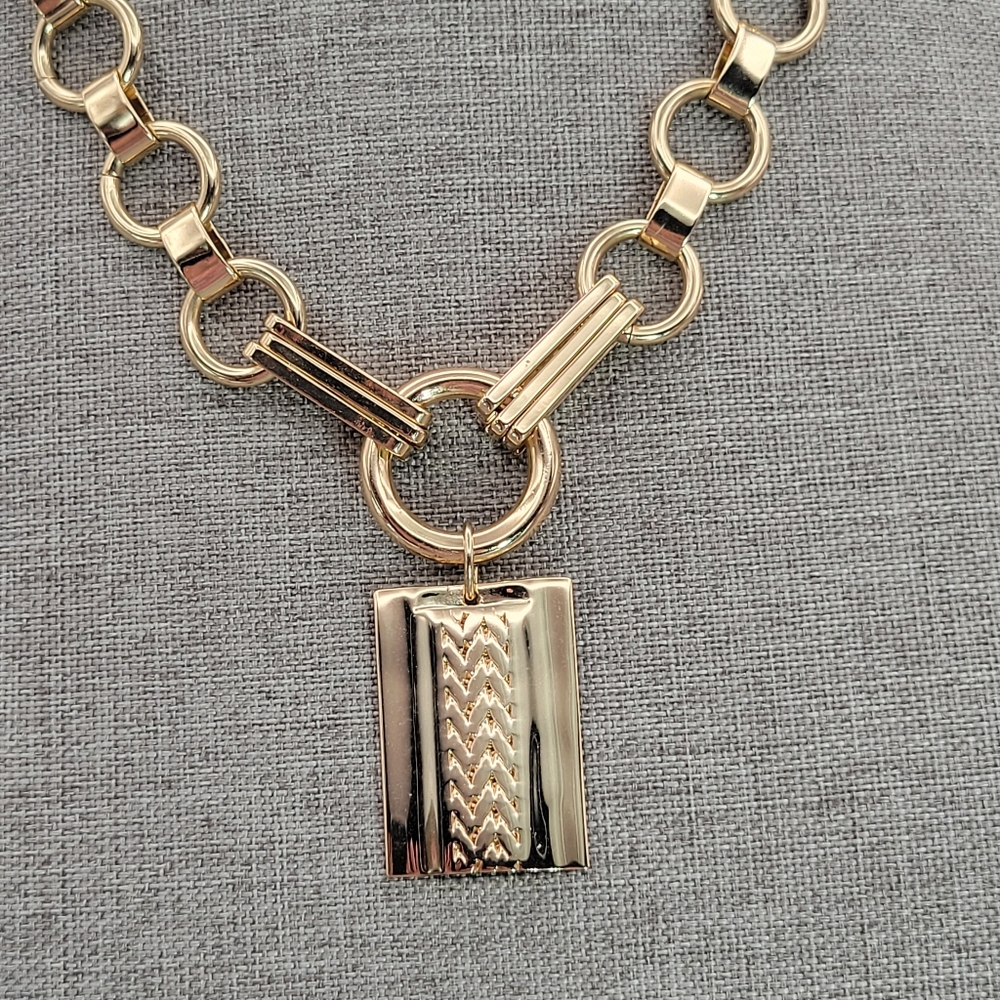 Dannijo Elisa Chain Link Pendant Necklace Gold Tone Pendant Evening  18"